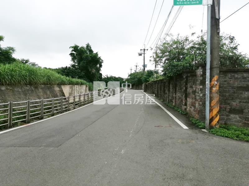 三民路旁都內田房屋室內格局與周邊環境