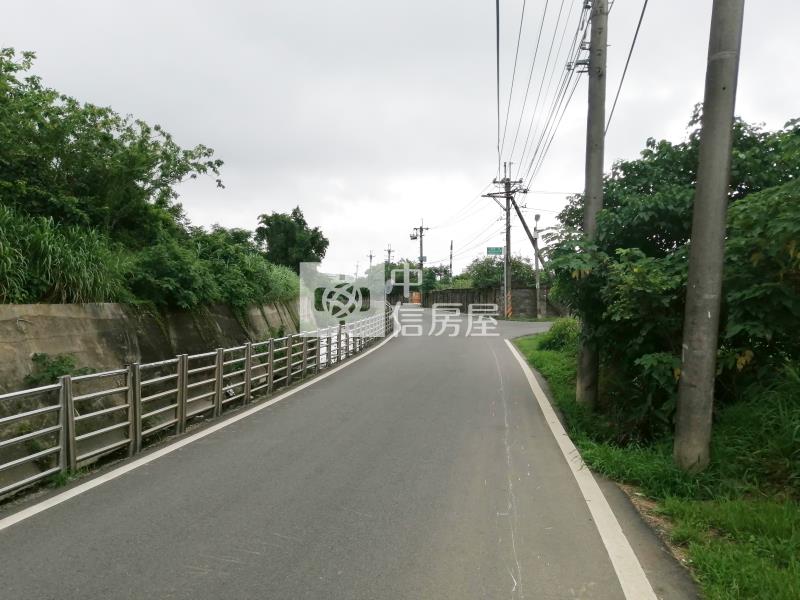 三民路旁都內田房屋室內格局與周邊環境