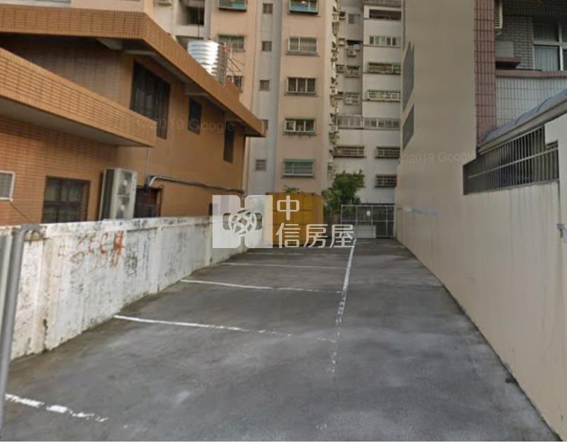 崇善建地房屋室內格局與周邊環境