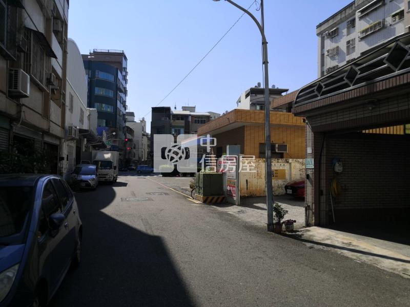 崇善建地房屋室內格局與周邊環境