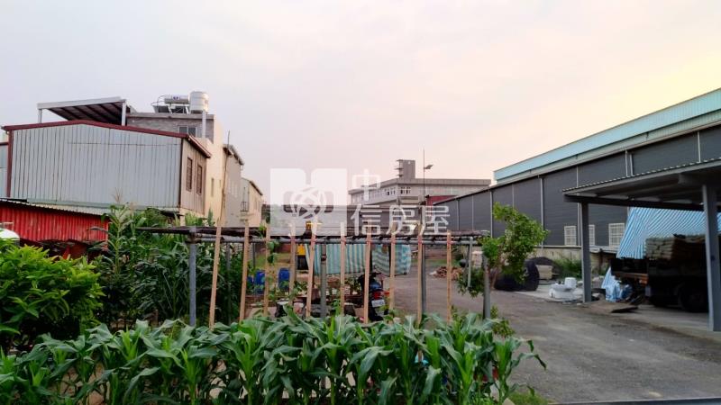 永康大灣交流道旁方正乙工地房屋室內格局與周邊環境
