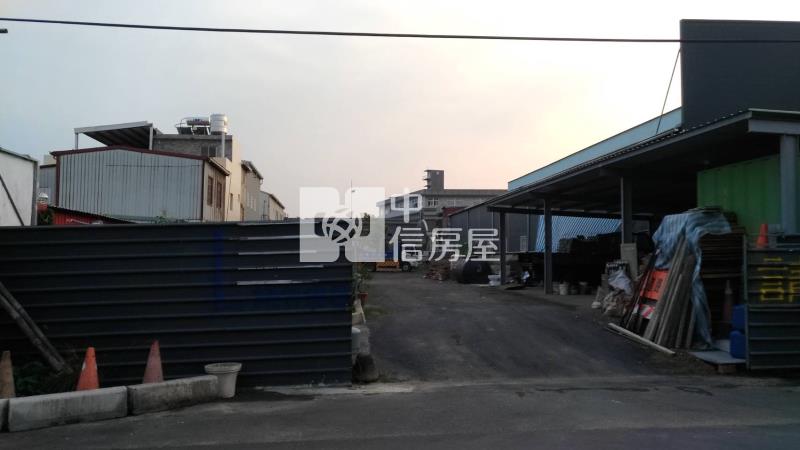 永康大灣交流道旁方正乙工地房屋室內格局與周邊環境