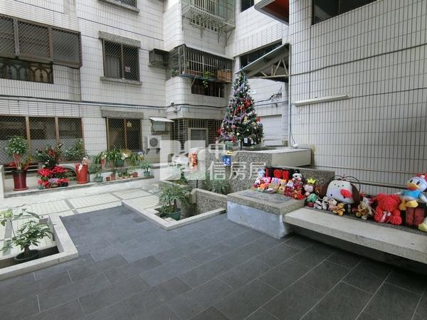 武昌公園一樓美寓房屋室內格局與周邊環境