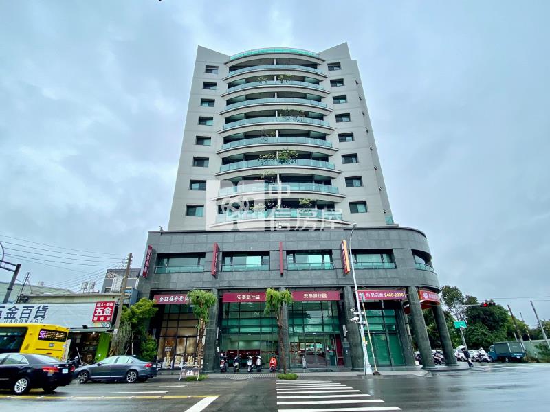 正大明路大面寬挑高7米氣派店面房屋室內格局與周邊環境