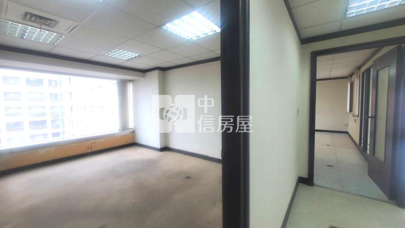 正五期近市府稀有高樓角間商辦房屋室內格局與周邊環境