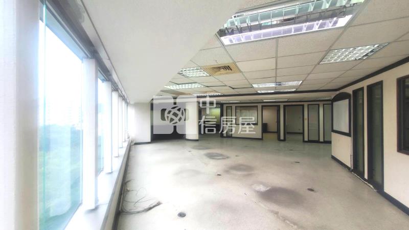 正五期近市府稀有高樓角間商辦房屋室內格局與周邊環境