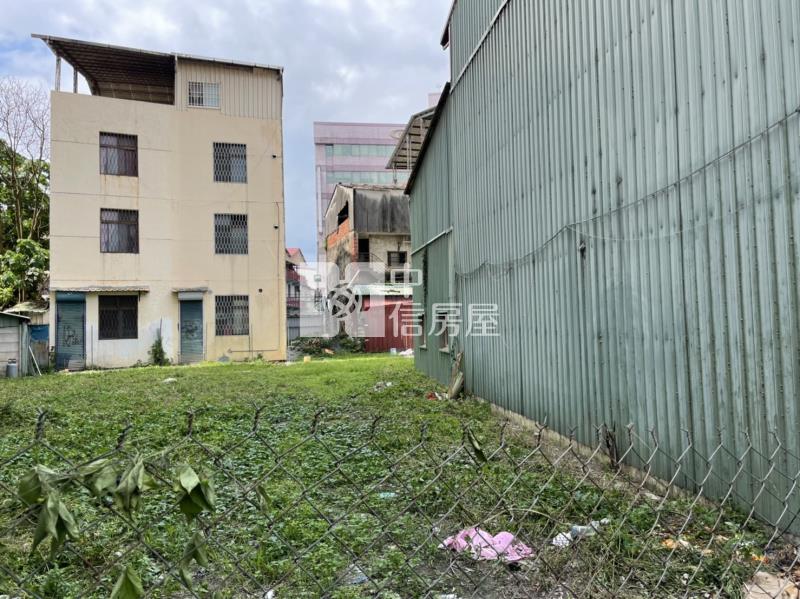 忠貞建地房屋室內格局與周邊環境