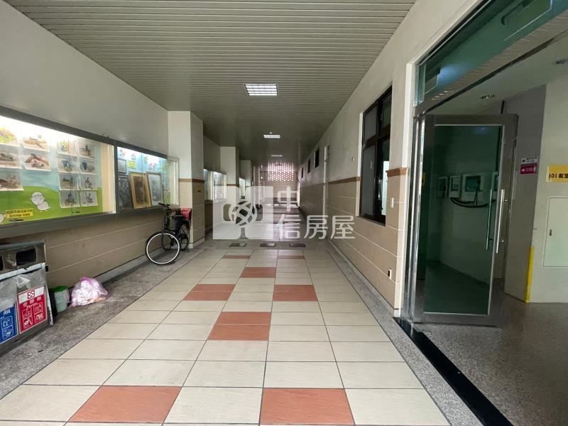大里二期企業總部電梯辦公大樓房屋室內格局與周邊環境