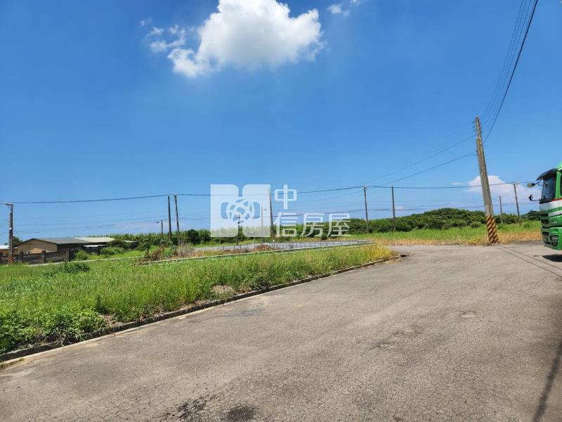 正仁愛路-前後臨路農地房屋室內格局與周邊環境