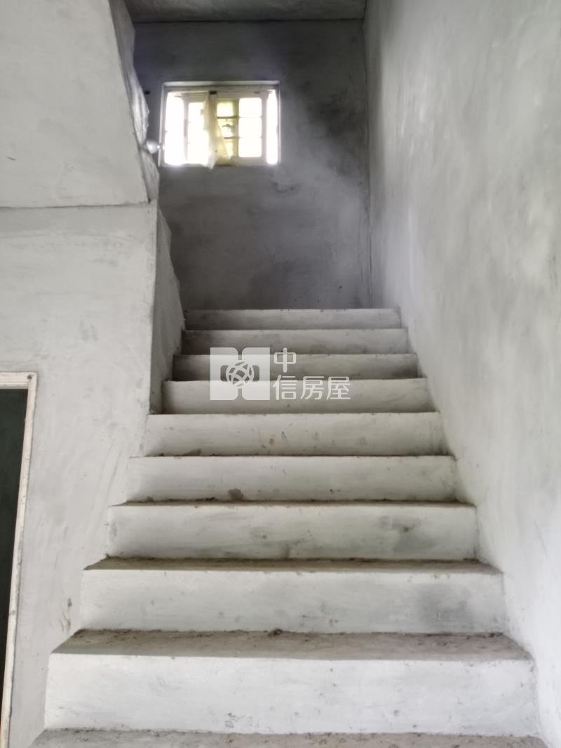 中央大學旁農舍房屋室內格局與周邊環境