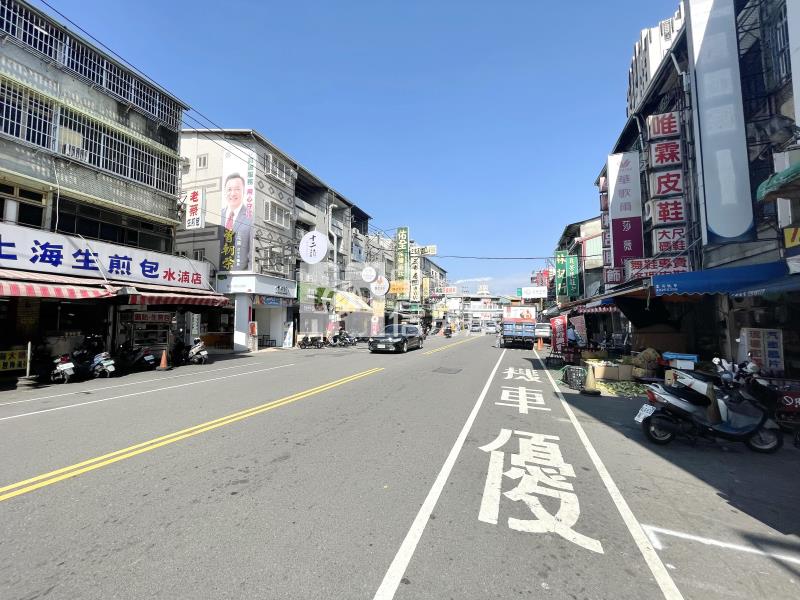 水湳市場透天店鋪(專任)房屋室內格局與周邊環境
