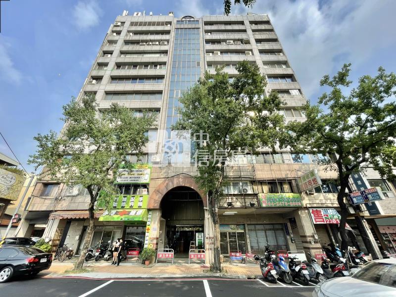 西區忠明南路1-3樓店住房屋室內格局與周邊環境
