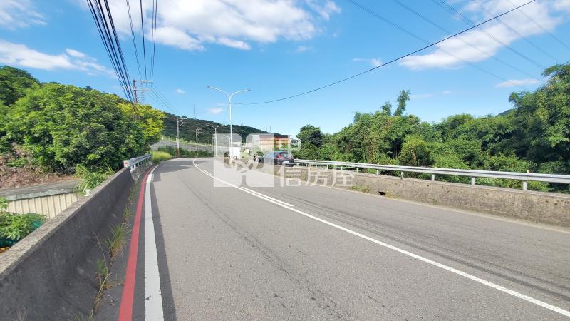 G106臨路土地房屋室內格局與周邊環境