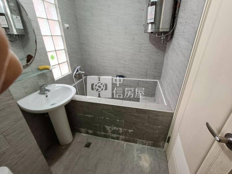 近五峰旗溫泉湯屋房屋室內格局與周邊環境