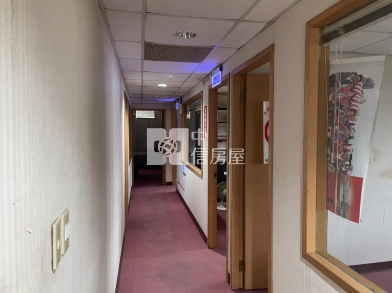 岡山市中心大建坪商辦房屋室內格局與周邊環境