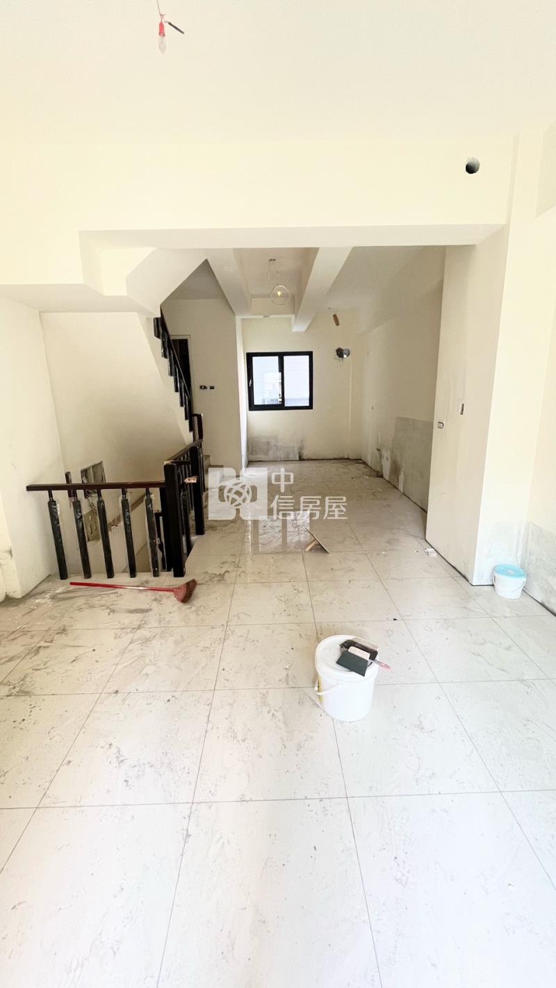 北區親親戲院全新別墅A房屋室內格局與周邊環境