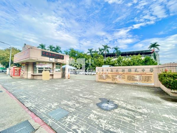 正遼寧路大地坪建地房屋室內格局與周邊環境