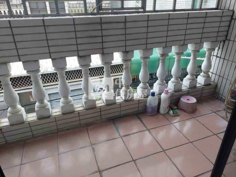 雲林國小旁別墅房屋室內格局與周邊環境