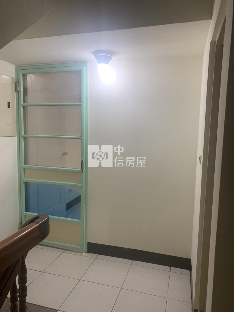 歸仁圓環商圈店面房屋室內格局與周邊環境