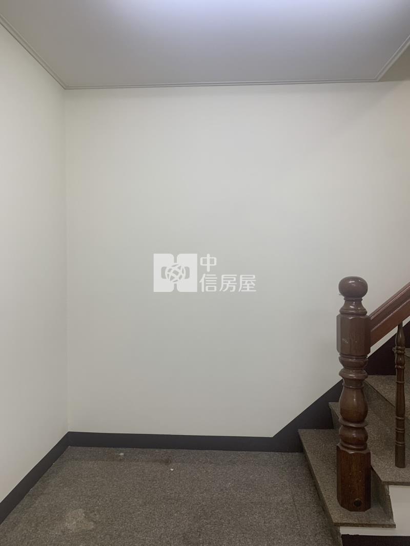 歸仁圓環商圈店面房屋室內格局與周邊環境