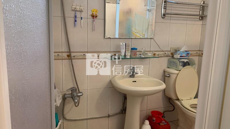 C-21七堵低總價三房房屋室內格局與周邊環境