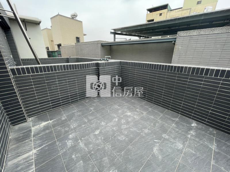 A.親親戲院商圈.全新落成.車庫別墅房屋室內格局與周邊環境