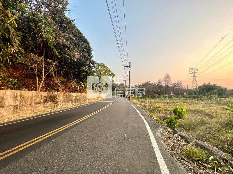 古坑劍湖山旁雙面路農地房屋室內格局與周邊環境