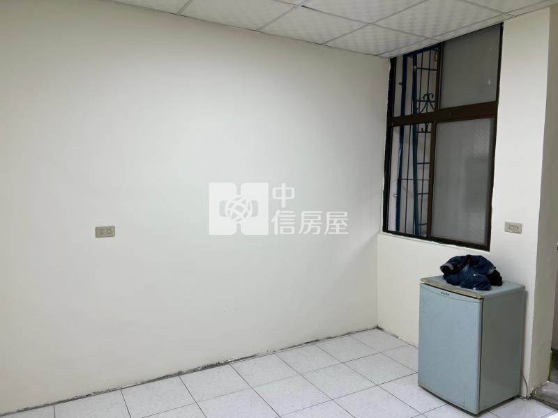 平鎮家樂福透天房屋室內格局與周邊環境