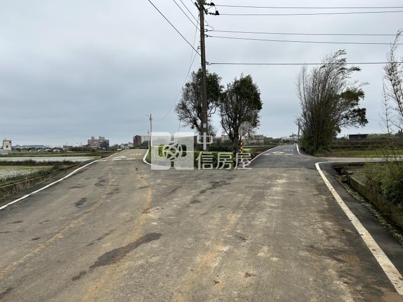 觀音育仁段雙面臨路農地房屋室內格局與周邊環境