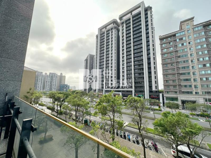 青埔A19 ＂富宇東方悅＂ 正40米路樓店房屋室內格局與周邊環境