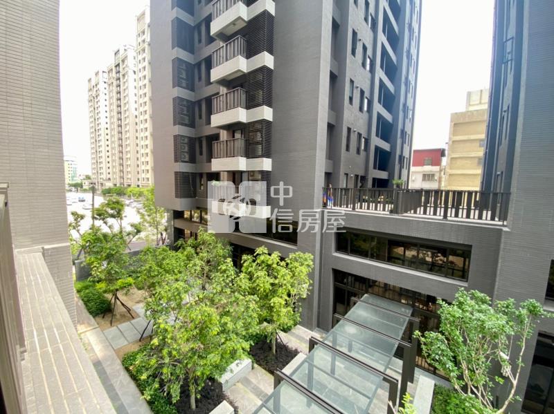 文心大慶兩房平車大露臺戶房屋室內格局與周邊環境
