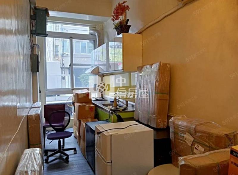 中正國華商圈精巧店住房屋室內格局與周邊環境