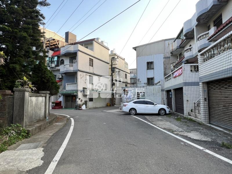 EZ05新屋透天房屋室內格局與周邊環境