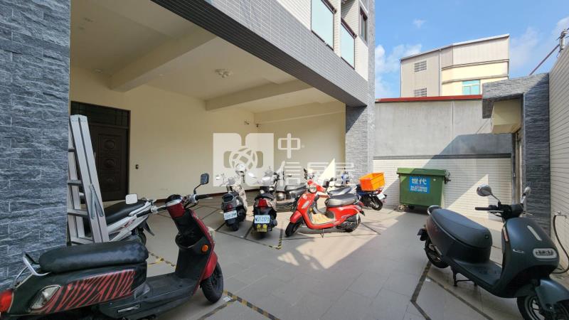 太平運動公園全新滿租年收400電梯透套房屋室內格局與周邊環境