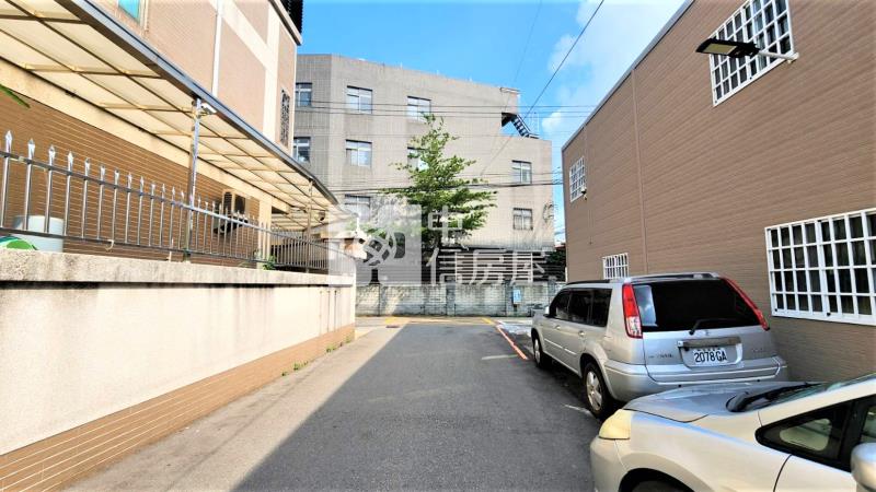 太平運動公園全新滿租年收400電梯透套房屋室內格局與周邊環境