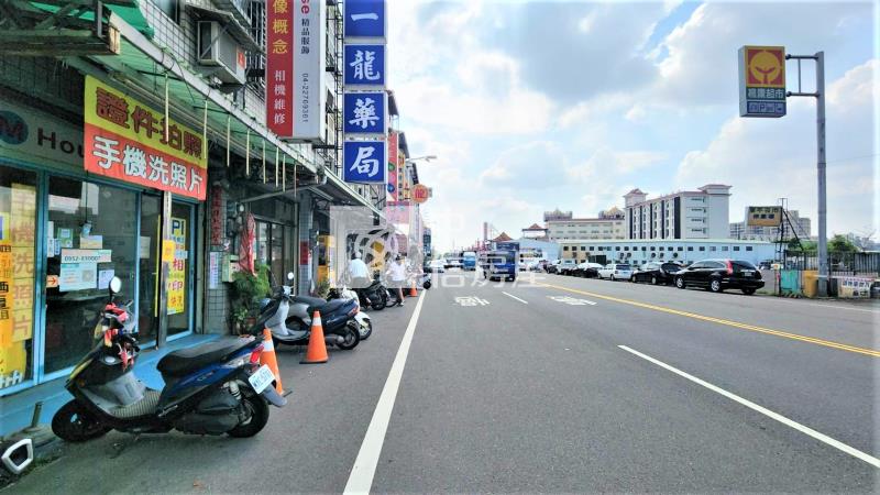 東平夜市年收600全新電梯透套房屋室內格局與周邊環境