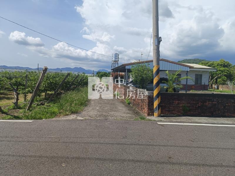 楠西龜丹溫泉合法農舍房屋室內格局與周邊環境