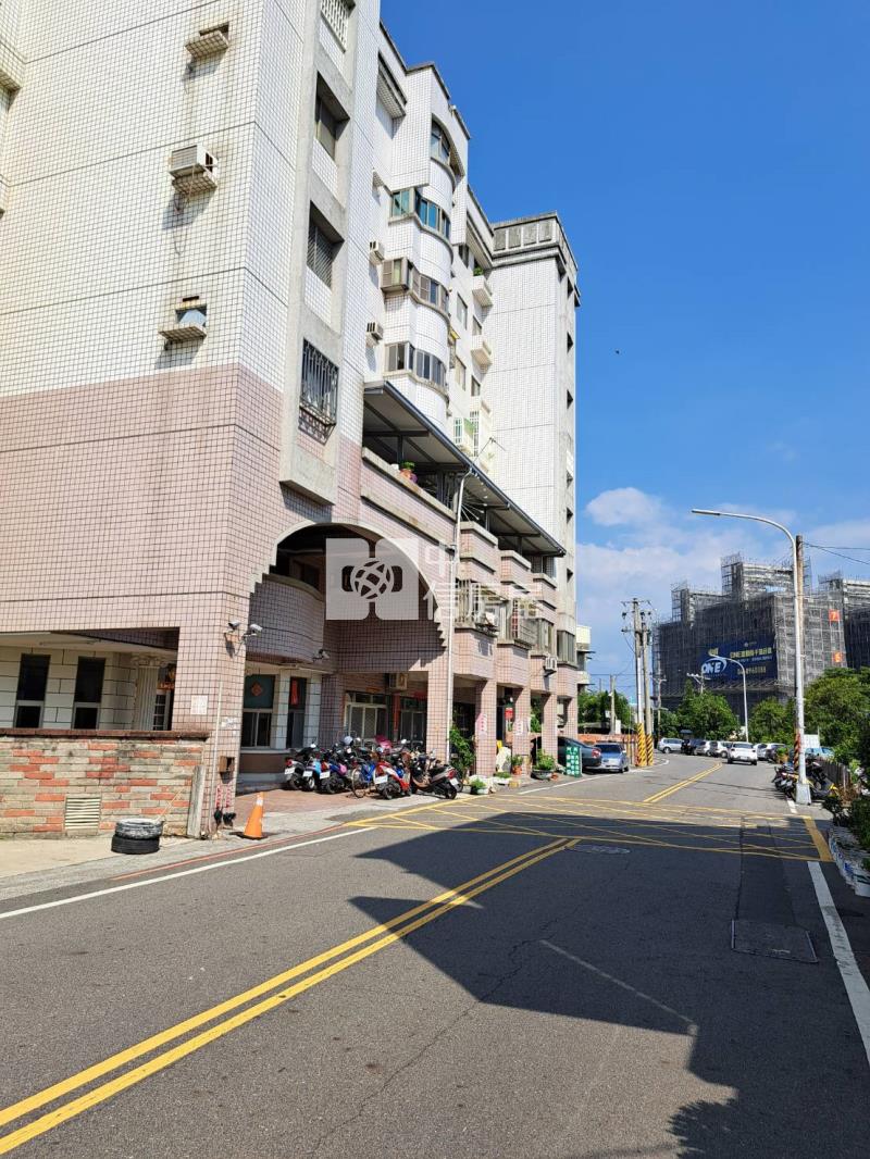 二林鎮公所旁華廈房屋室內格局與周邊環境