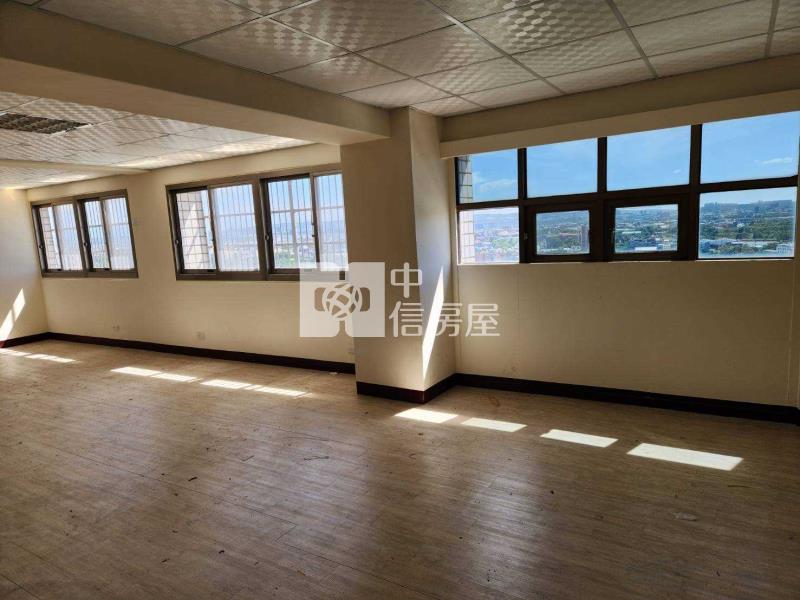 龍岡國小北帝國無敵景觀戶+平面車位房屋室內格局與周邊環境