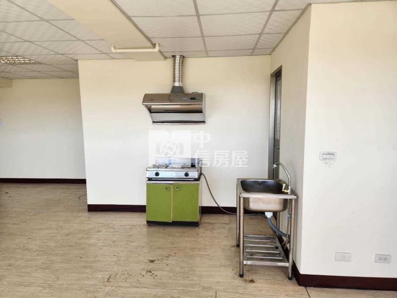 龍岡國小北帝國無敵景觀戶+平面車位房屋室內格局與周邊環境