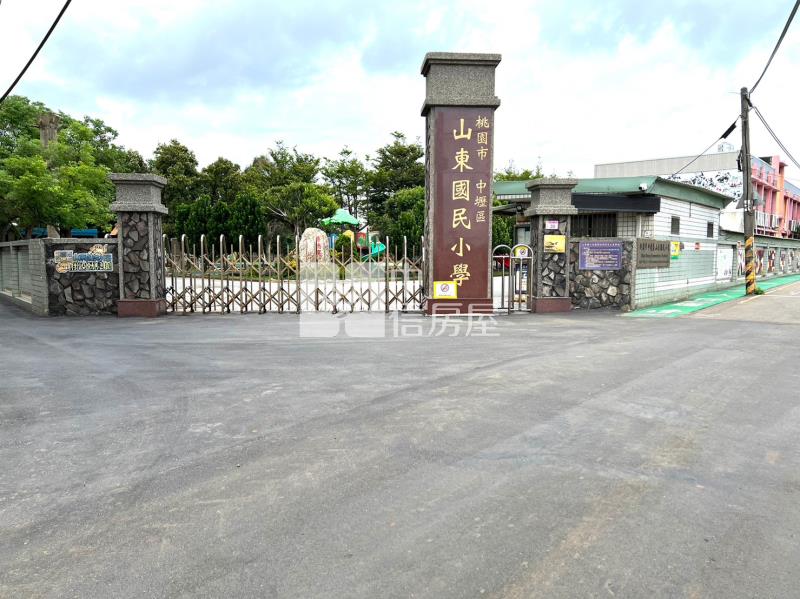 合法農舍+農地房屋室內格局與周邊環境