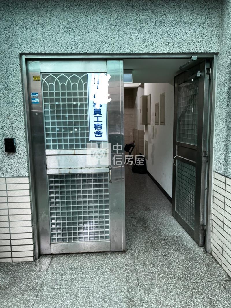 觀音工業區39間電梯收租套房房屋室內格局與周邊環境