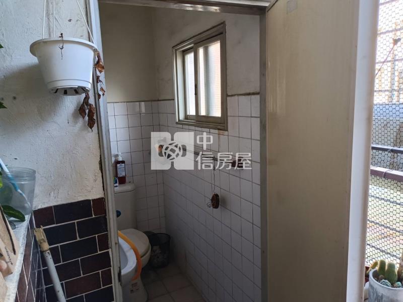 歸仁麥當勞6房店住透天房屋室內格局與周邊環境