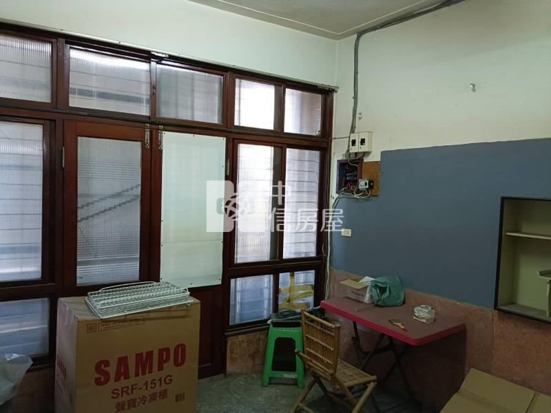 歸仁麥當勞6房店住透天房屋室內格局與周邊環境