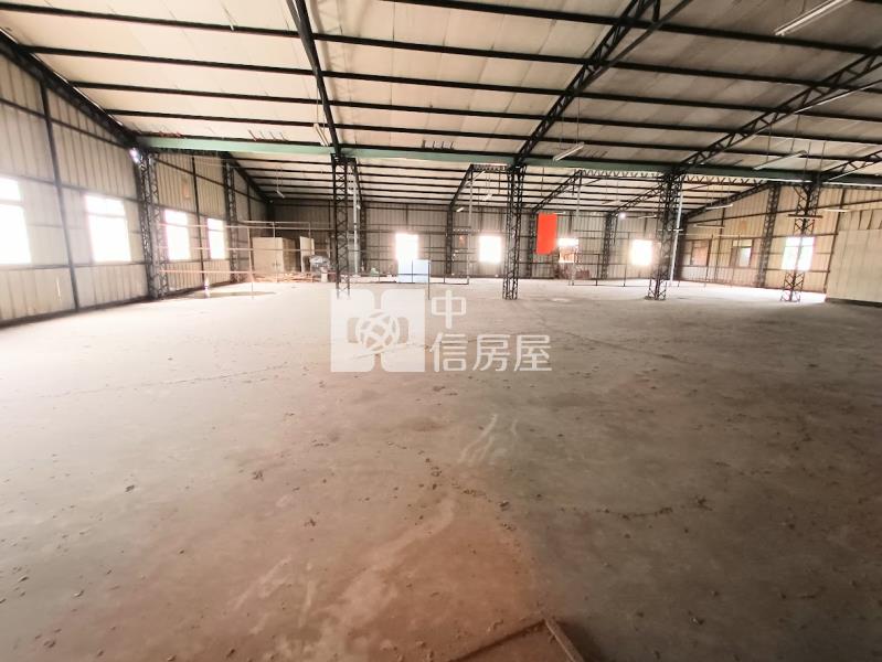 太平.臨12M路,一級地段.角地.都內農地(有未保登大倉庫.大貨車可達)房屋室內格局與周邊環境