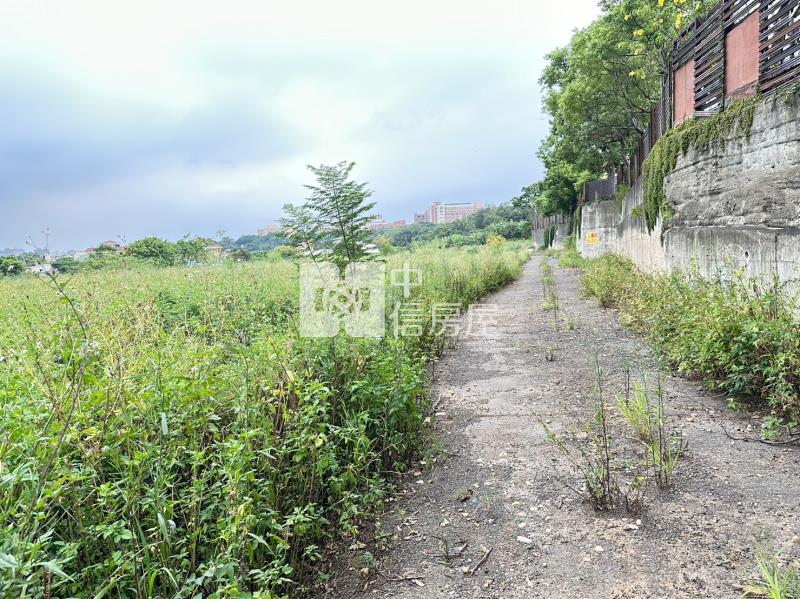 中壢中正路旁都內農地房屋室內格局與周邊環境