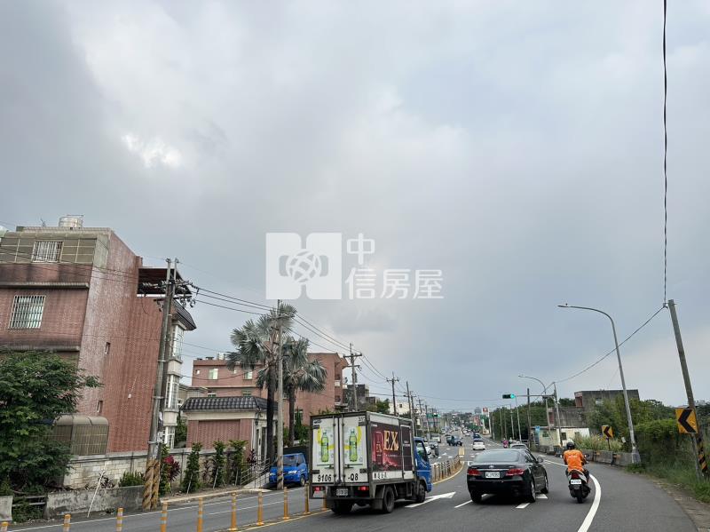 中壢中正路旁都內農地房屋室內格局與周邊環境