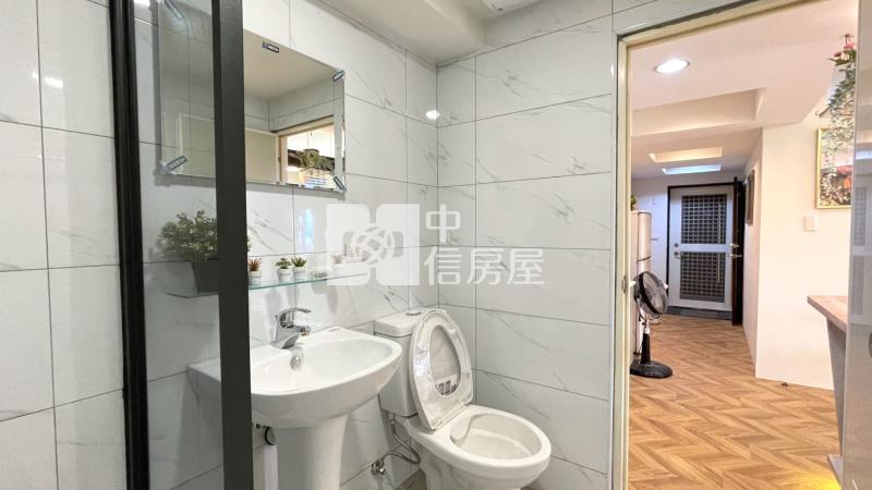 水湳經貿二房青年首購房屋室內格局與周邊環境