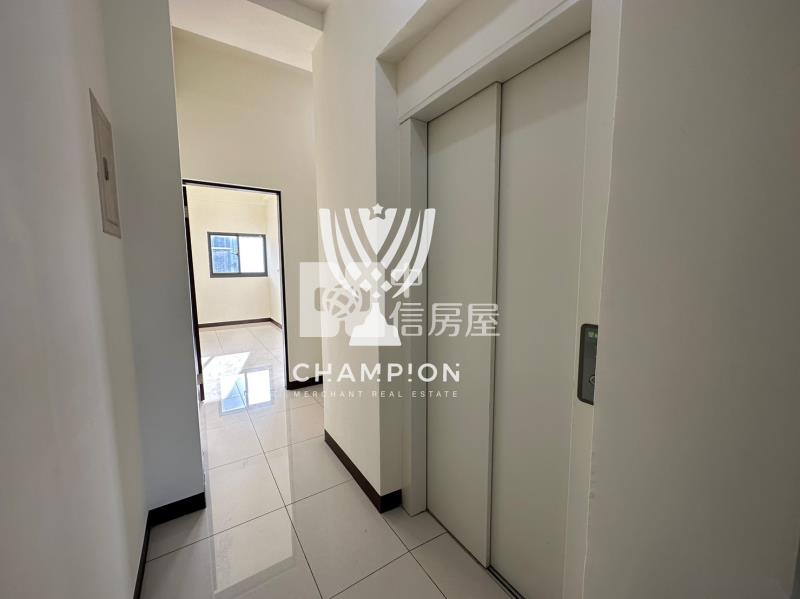 【冠軍】暖暖獨棟電梯別墅房屋室內格局與周邊環境