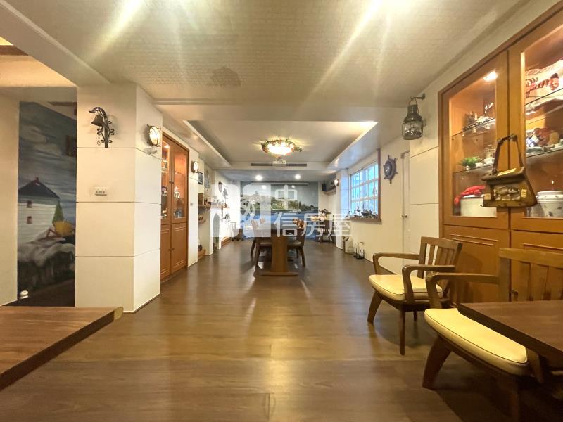 惠文高中美式獨棟大面寬店墅房屋室內格局與周邊環境